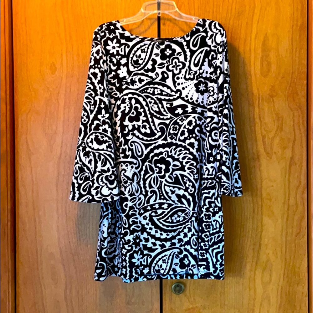 Alfani Black & White bell sleeve tunic top